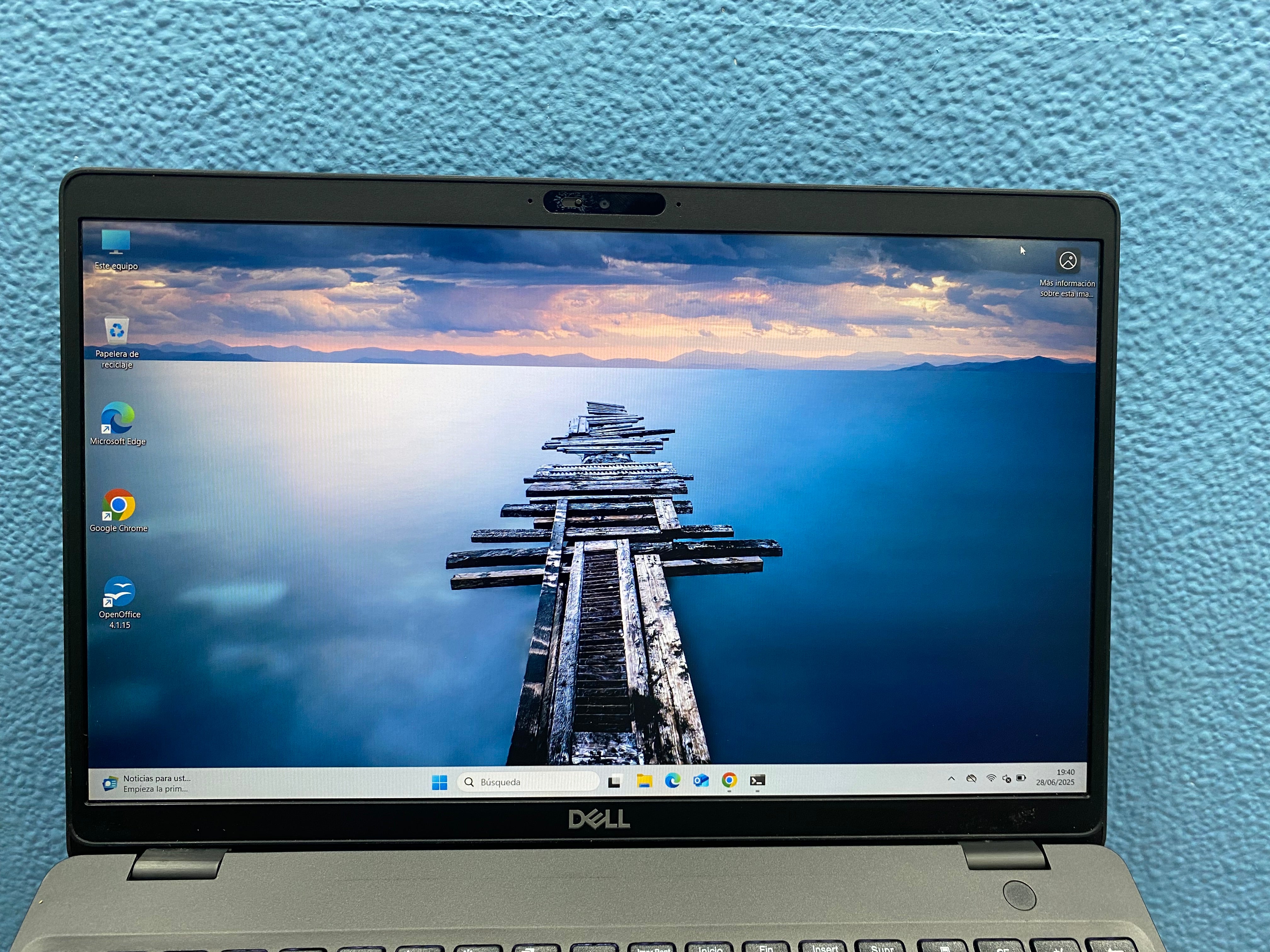 OUTLET DELL LATITUDE 5500 | INTEL CORE I7 8665U | 16GB RAM | 256GB NVMe | WIN 11 PRO | OFFICE 2024