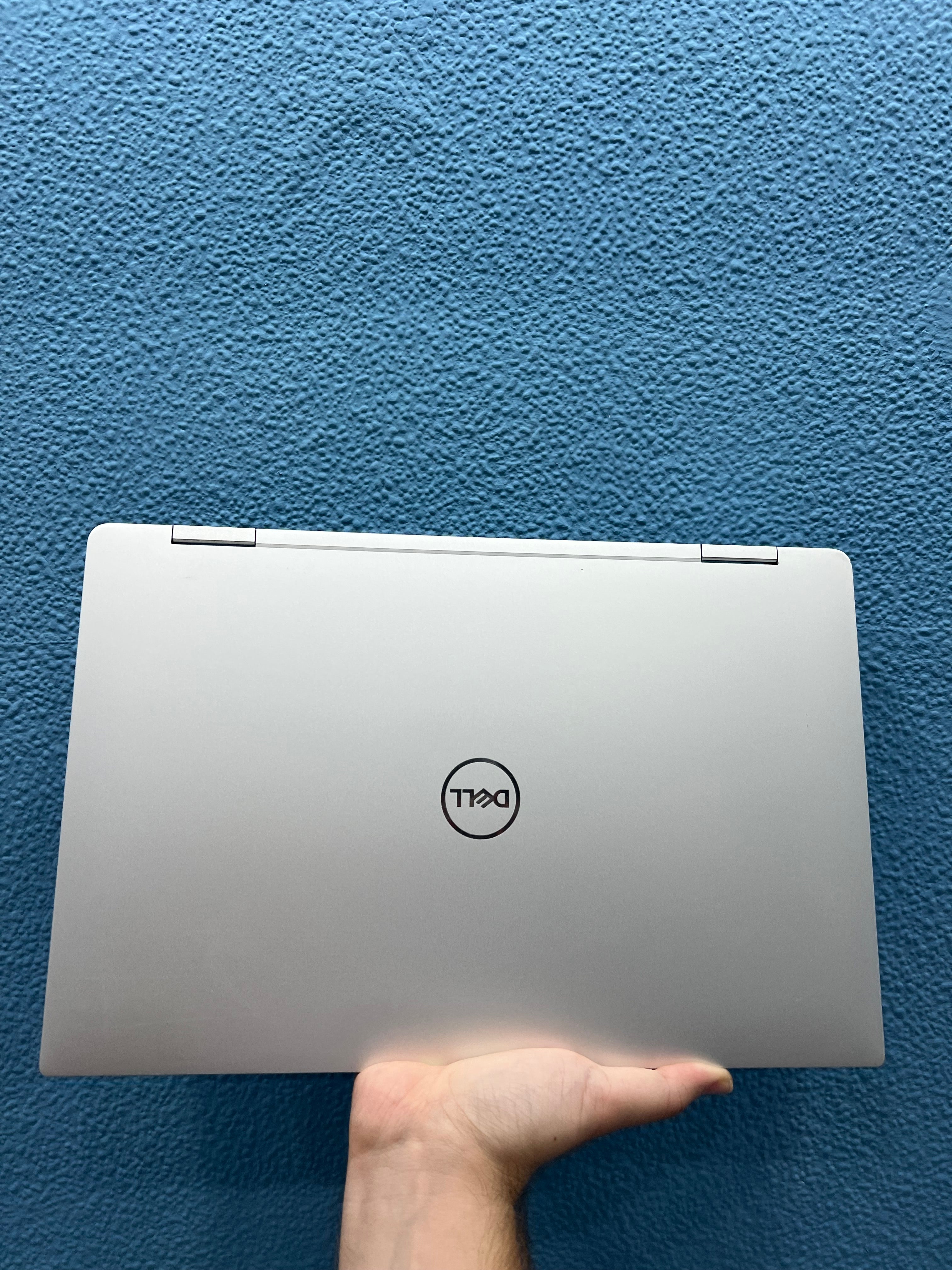 OUTLET DELL XPS 15 9575 | PANTALLA 4K | INTEL CORE I7 8705G | 16GB RAM | 512 GB NVMe | AMD RX VEGA M GL 4GB | WIN 11 PRO | OPEN OFFICE | TACTIL