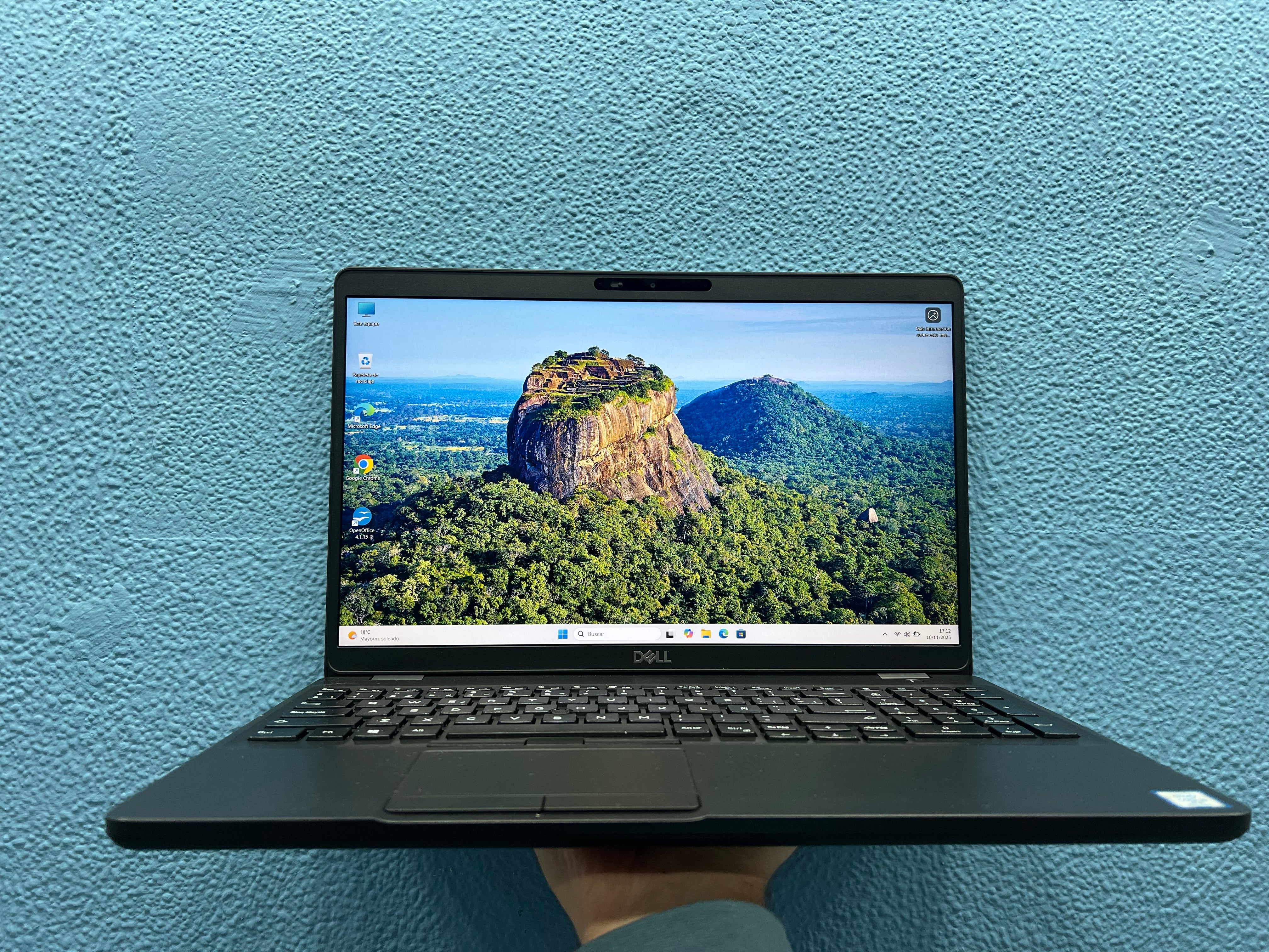 ¡¡ LIQUIDACION !! DELL LATITUDE 5000 | INTEL CORE I5 8365U | 16 GB RAM | 256 GB NVMe | WIN 11 PRO | OPEN OFFICE | TACTIL | REFERENCIA 2PC6X33