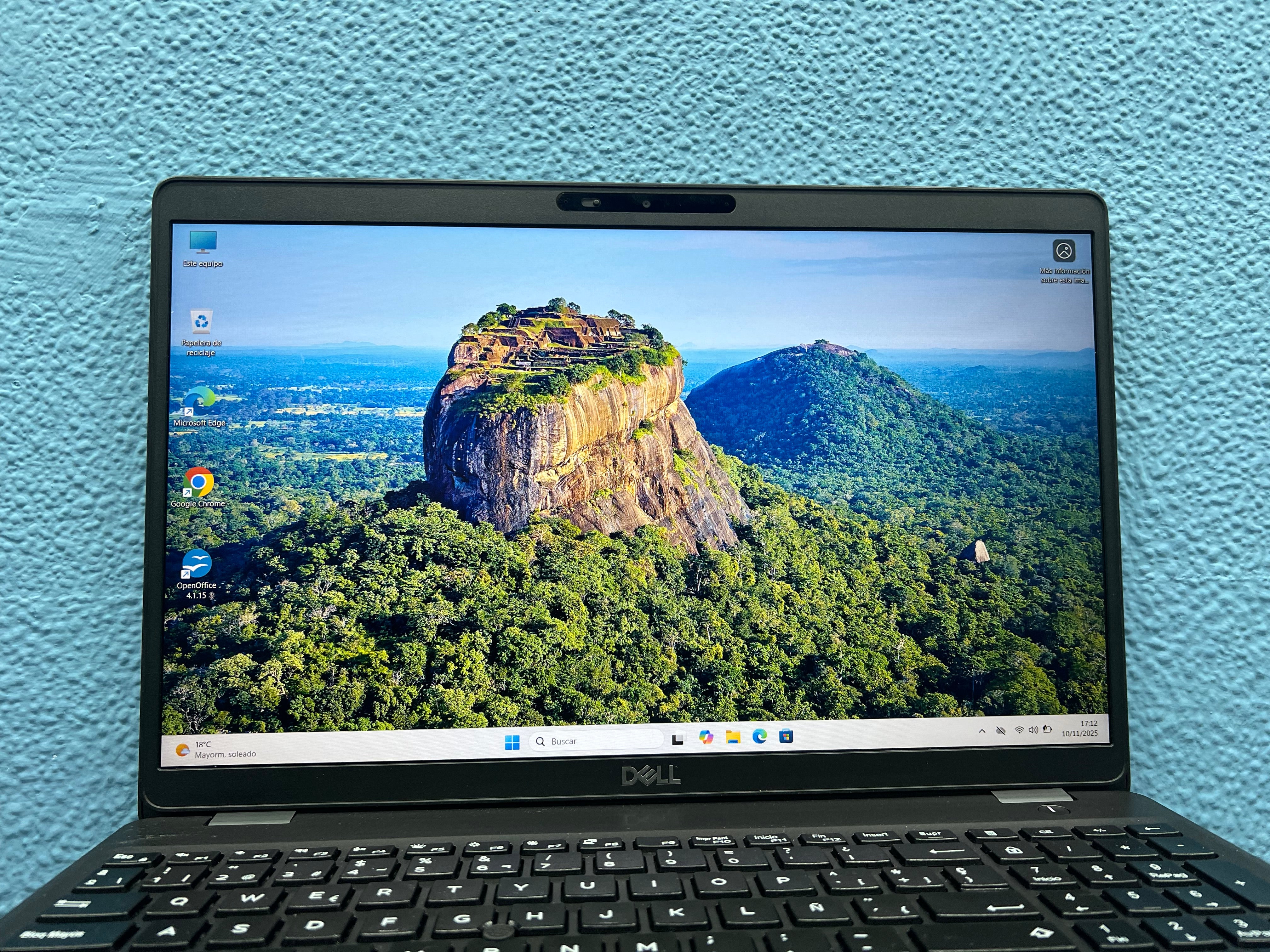 ¡¡ LIQUIDACION !! DELL LATITUDE 5000 | INTEL CORE I5 8365U | 16 GB RAM | 256 GB NVMe | WIN 11 PRO | OPEN OFFICE | TACTIL | REFERENCIA 2PC6X33