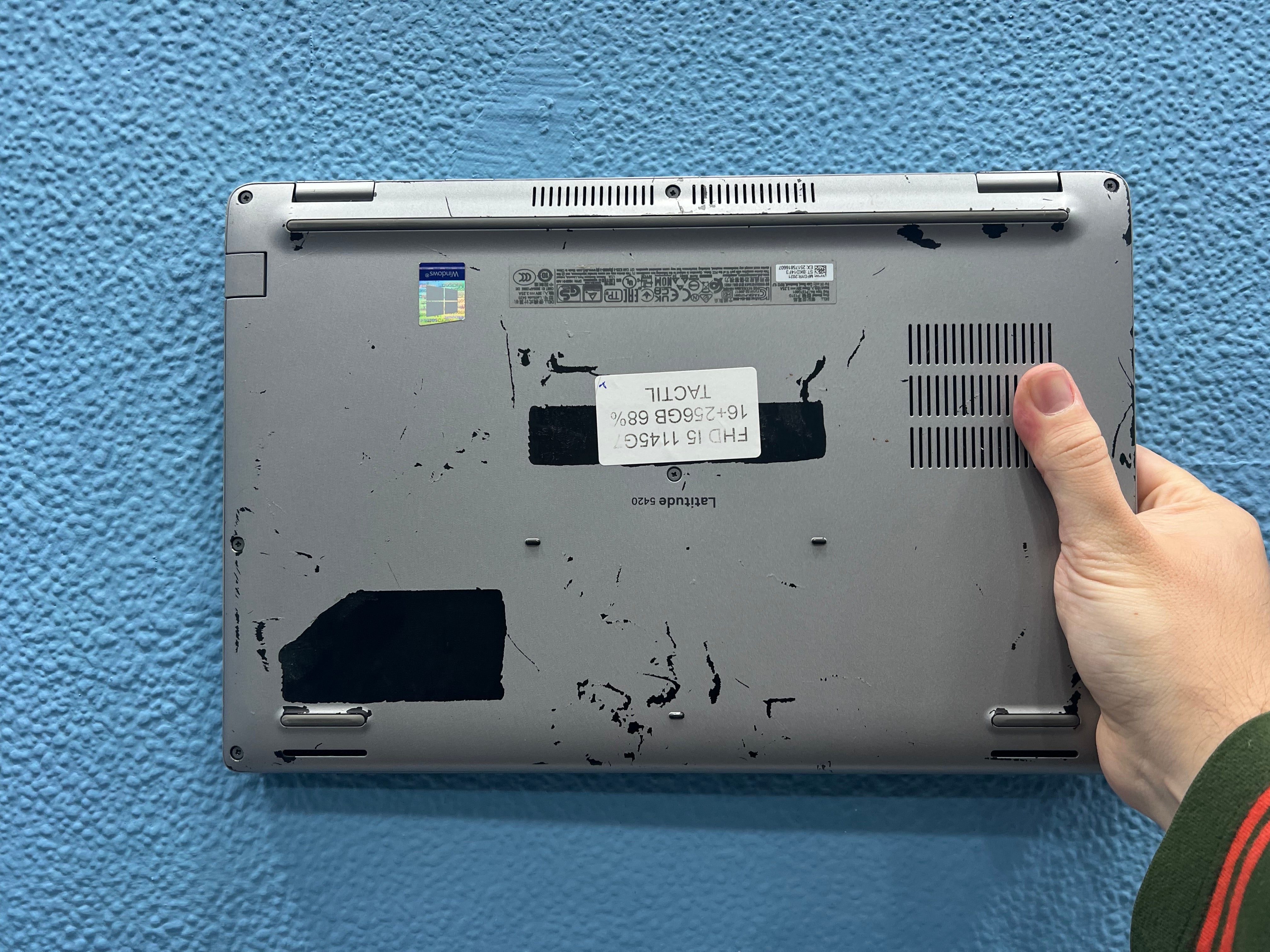 ¡¡ LIQUIDACION !! DELL LATITUDE 5420 | INTEL CORE I5 1135G7 | 8 GB RAM | 256 GB NVMe | WIN 11 PRO | OPEN OFFICE | TACTIL | REFERENCIA BKD14F3