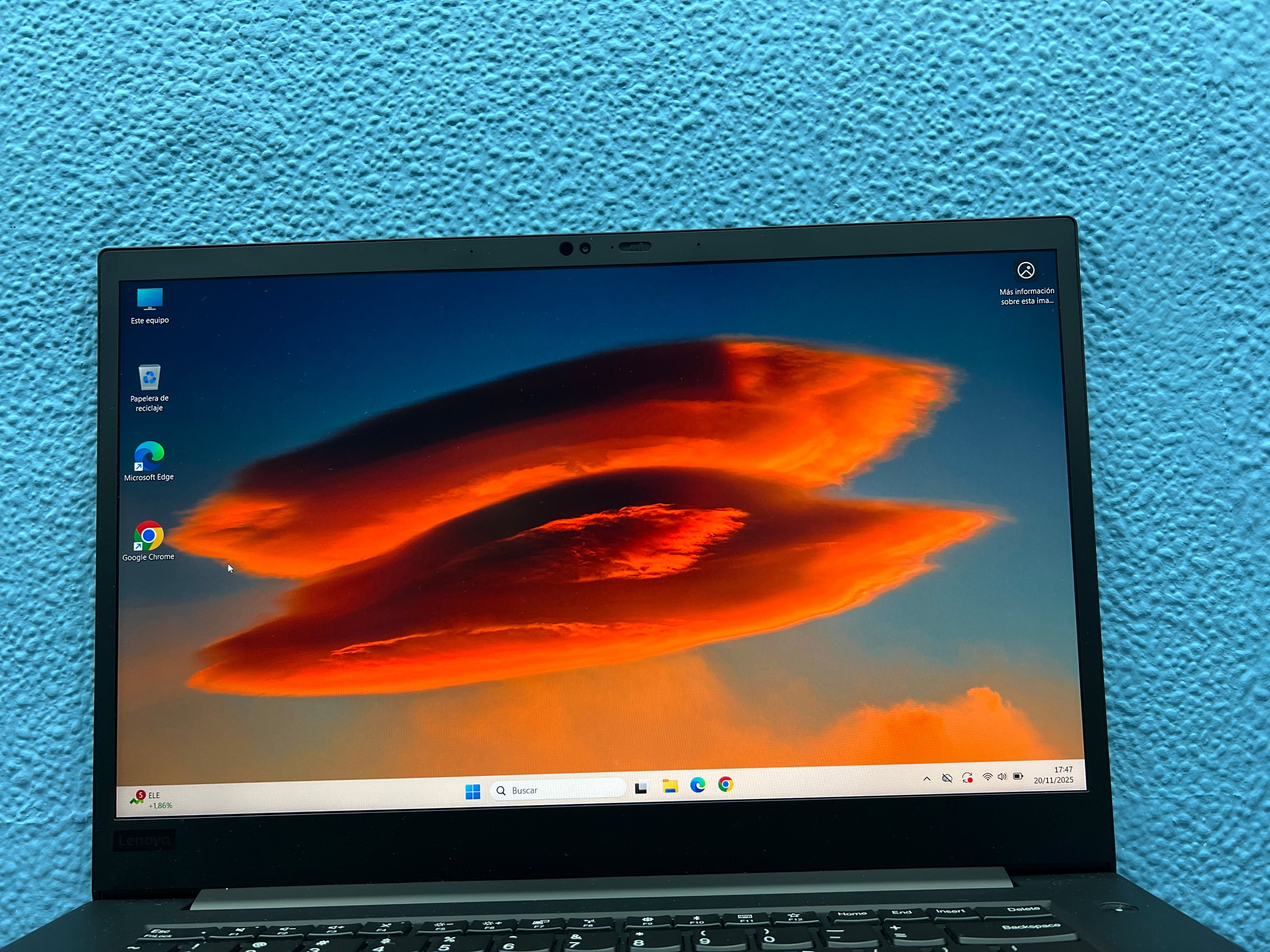 ¡¡ LIQUIDACION !! Lenovo ThinkPad P1 Gen 2 | INTEL CORE I7 9750H | 32GB RAM | 512GB NVMe | NVIDIA QUADRO T2000 4GB | WIN 11 PRO | OPEN OFFICE | REFERENCIA R90WAEYH