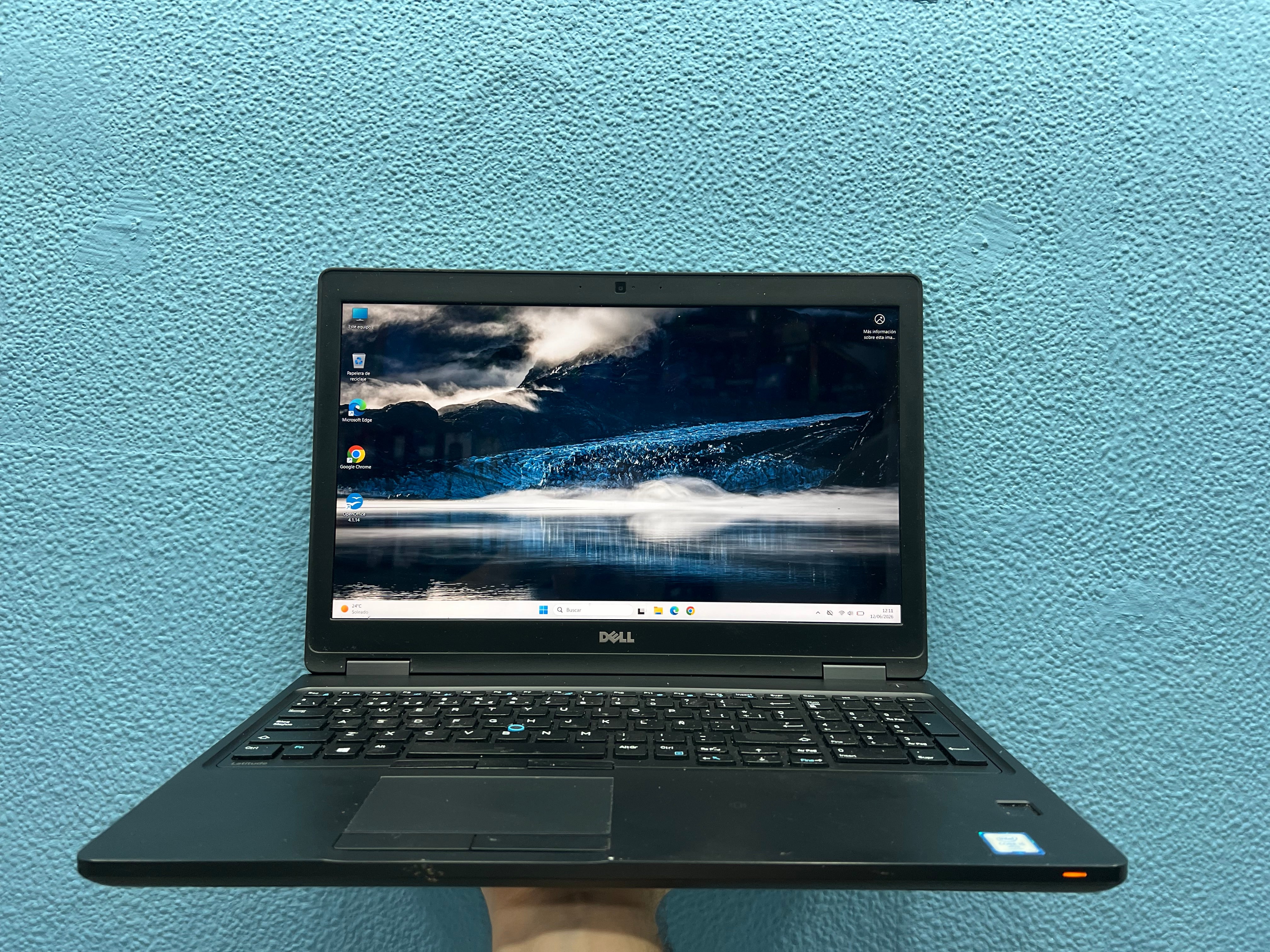 ¡¡LIQUIDACION!! Dell latitude 5580 | i5 6300U | 8Gb Ram | 256Gb Nvme | Windows 11 Pro | Táctil | Referencia: 4N0VHM2
