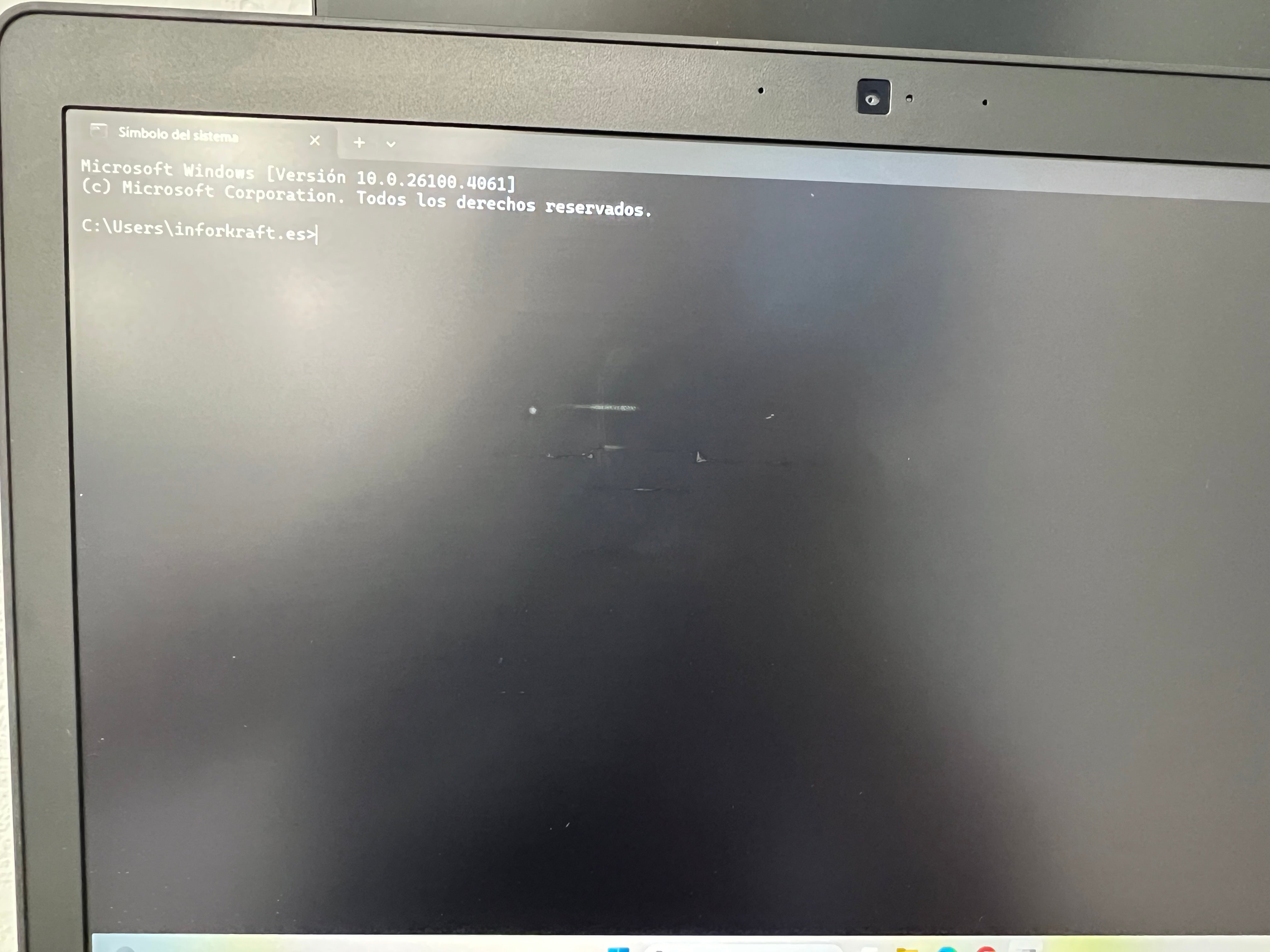 DELL LATITUDE 5570 | INTEL CORE I7 6820HQ | 16GB RAM | 256GB NVMe | AMD R7 M370 2GB | WIN 11 PRO | OPEN OFFICE | BATERIA NUEVA