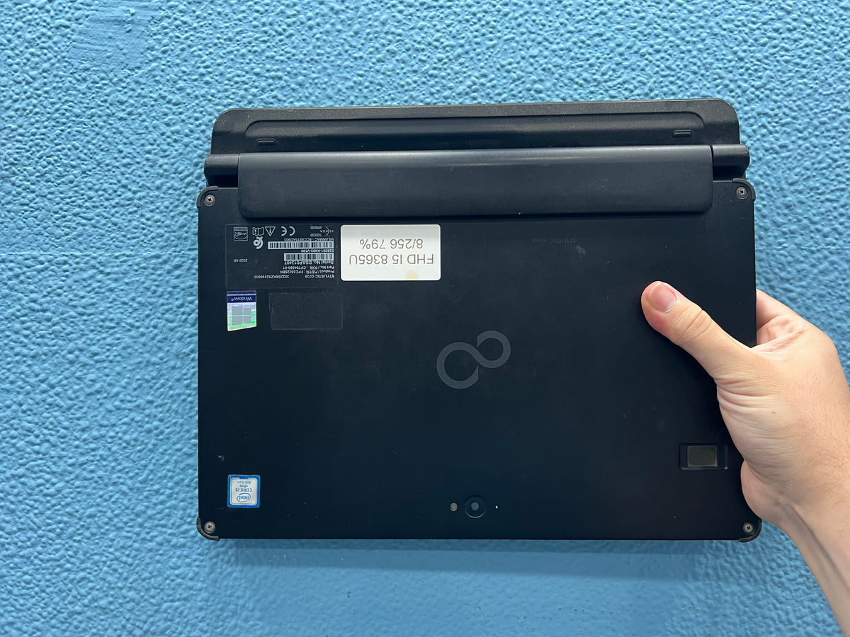 ¡¡LIQUIDACION!! Fujitsu stylistic Q739 | i5 8365U | 8Gb Ram | 256Gb Ssd | Windows 11 Pro | Táctil | LTE | Referencia 012