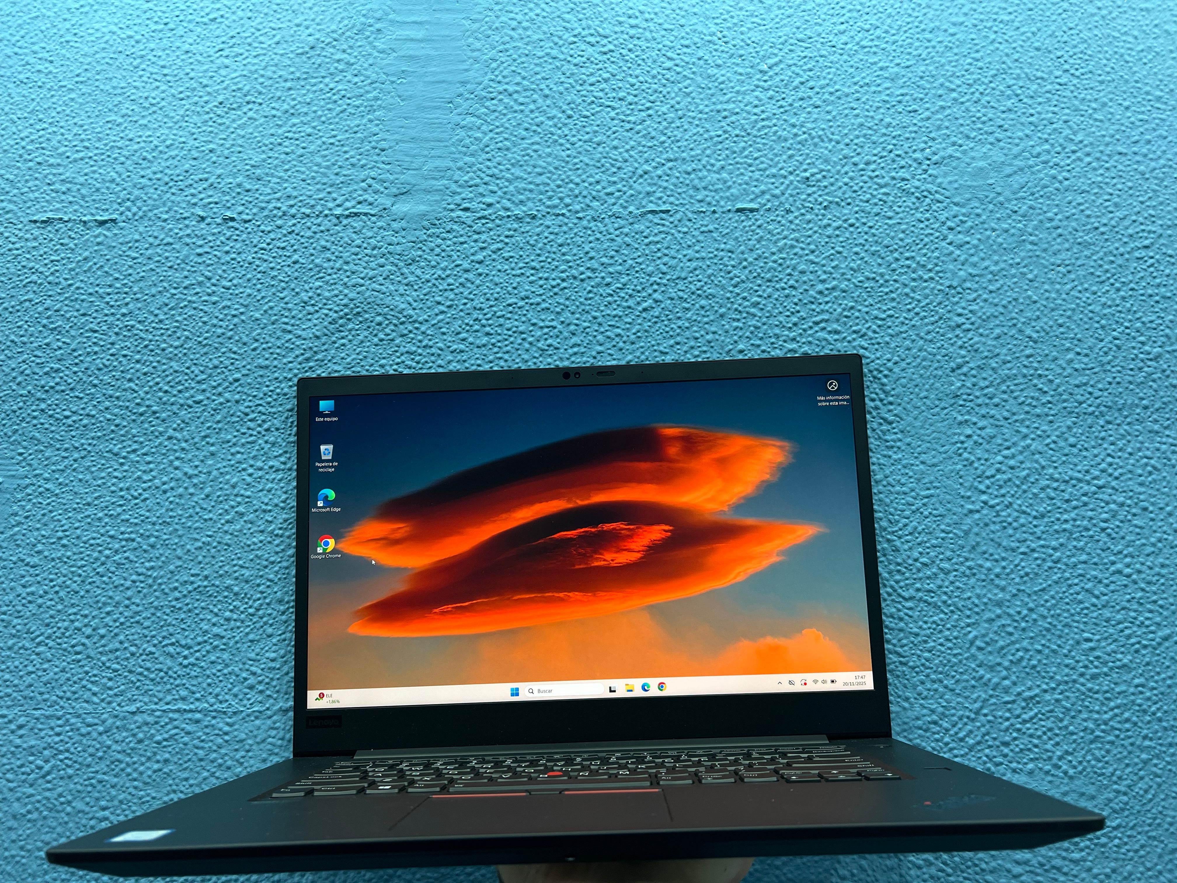 ¡¡ LIQUIDACION !! Lenovo ThinkPad P1 Gen 2 | INTEL CORE I7 9750H | 32GB RAM | 512GB NVMe | NVIDIA QUADRO T2000 4GB | WIN 11 PRO | OPEN OFFICE | REFERENCIA R90WAEYH