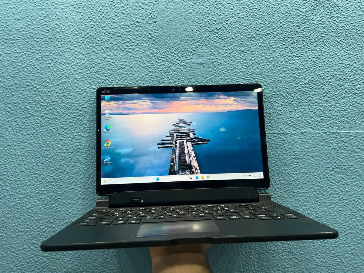 ¡¡LIQUIDACION!! Fujitsu stylistic Q739 | i5 8365U | 8Gb Ram | 256Gb Ssd | Windows 11 Pro | Táctil | LTE | Referencia 010