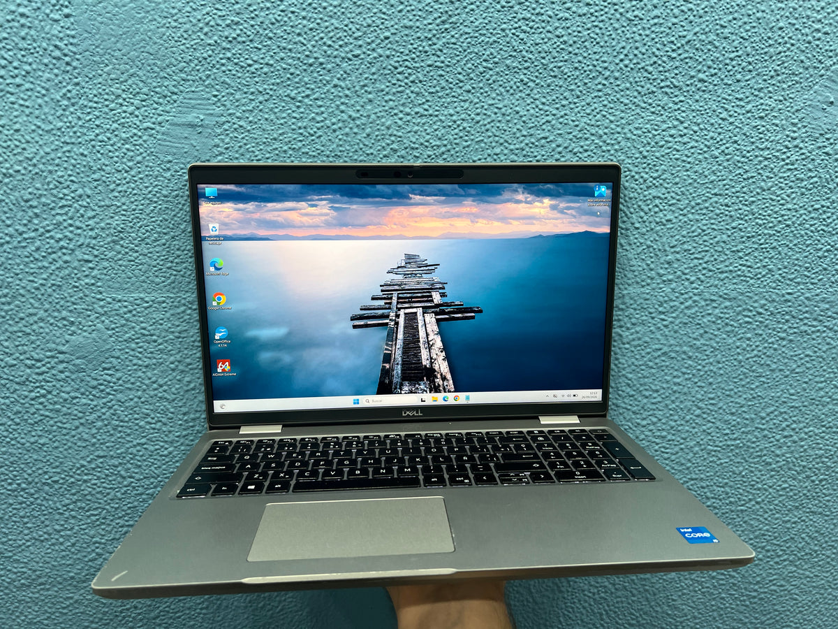 ¡¡ LIQUIDACION !! Dell latitude 5521 | i5 11500H | 16Gb Ram | 512Gb Nvme | Windows 11 Pro | Táctil | Referencia 001