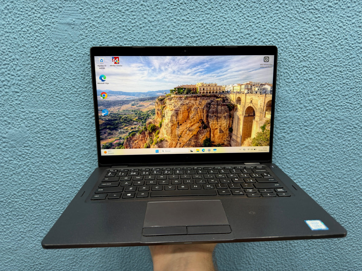 ¡¡ LIQUIDACION !! Dell latitude 5300 2 in 1 | i7 8665U | 8Gb Ram | 256Gb Nvme | Windows 11 Pro | Táctil | Referencia 003